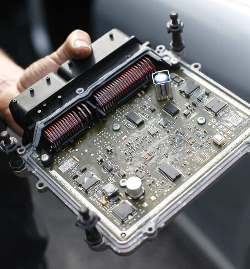 DIAGNOSTIC & RÉPARATION